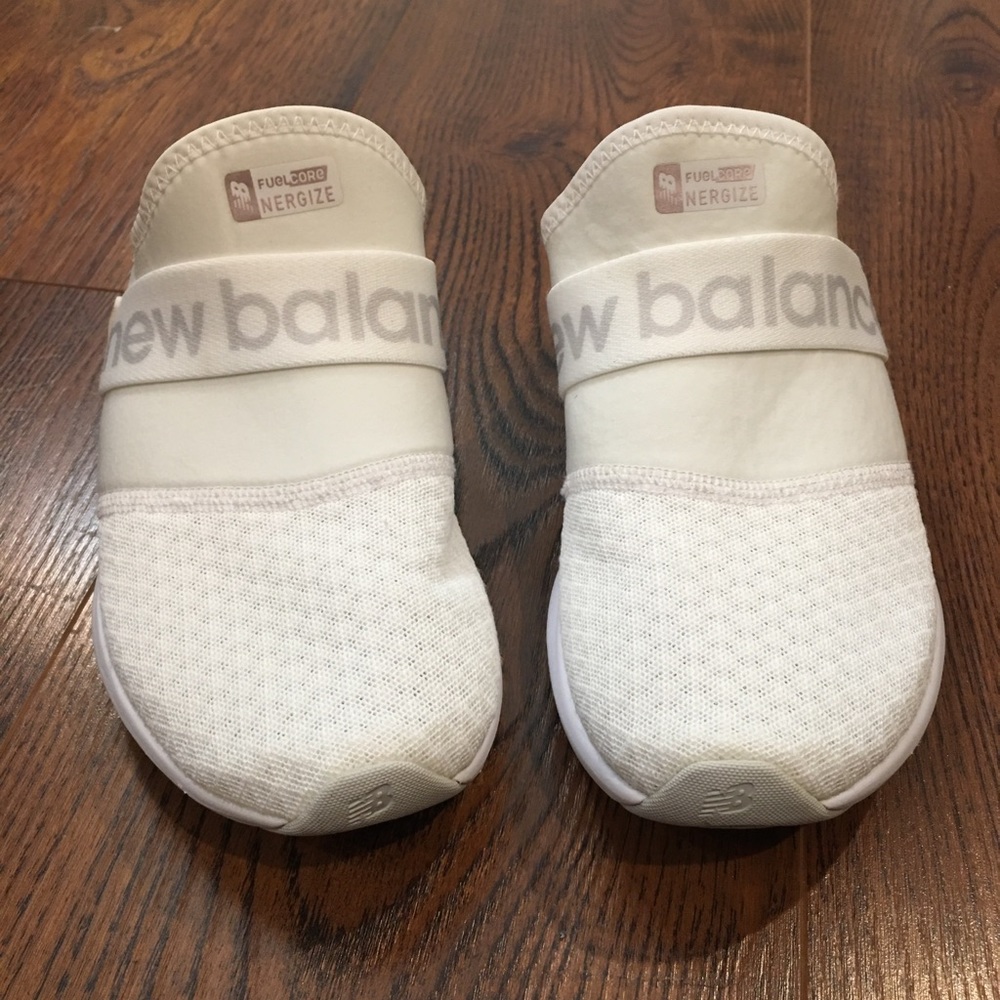 New Balance white Sneakers Womens size 6